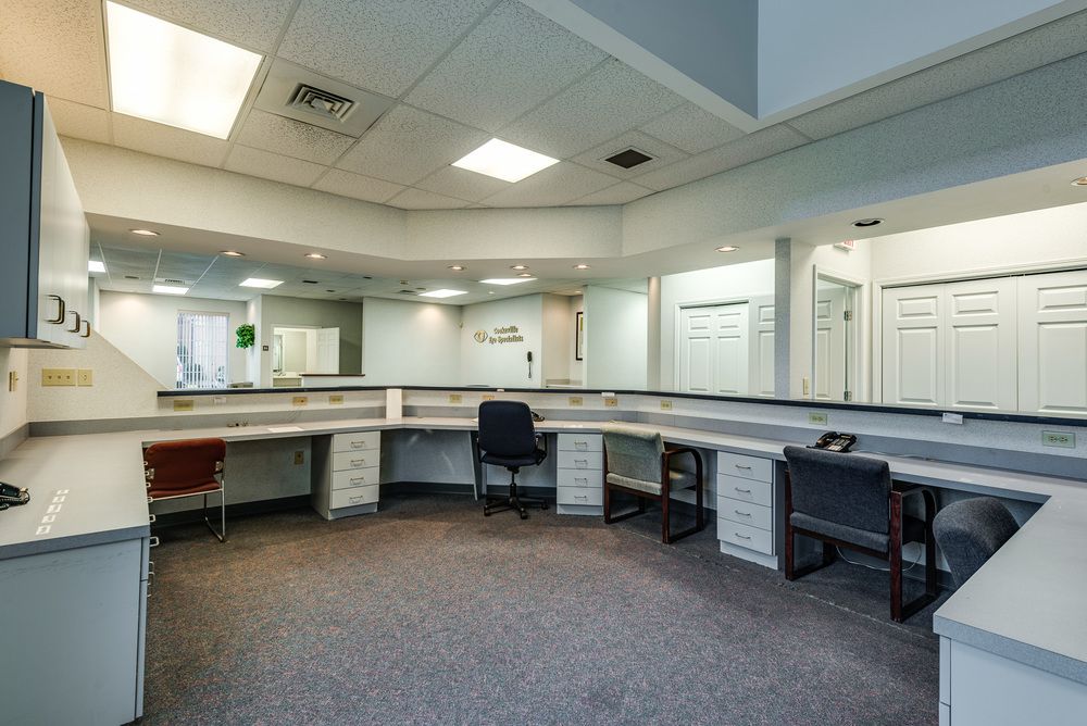Surgery Center: 1059 Neal St, Cookeville, TN 38501